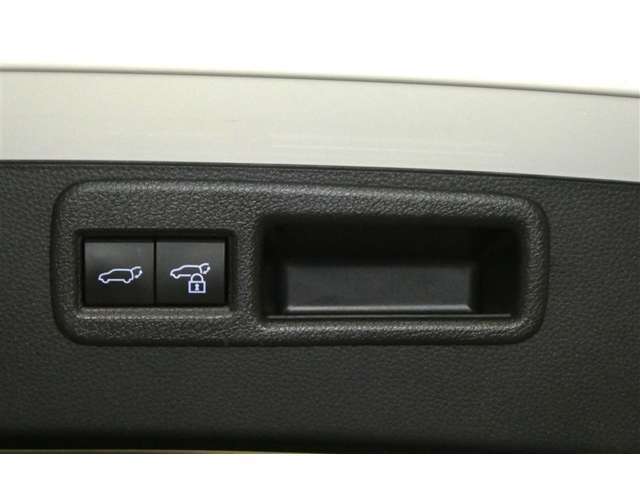 スタッフ一同ご来店お待ちしております。