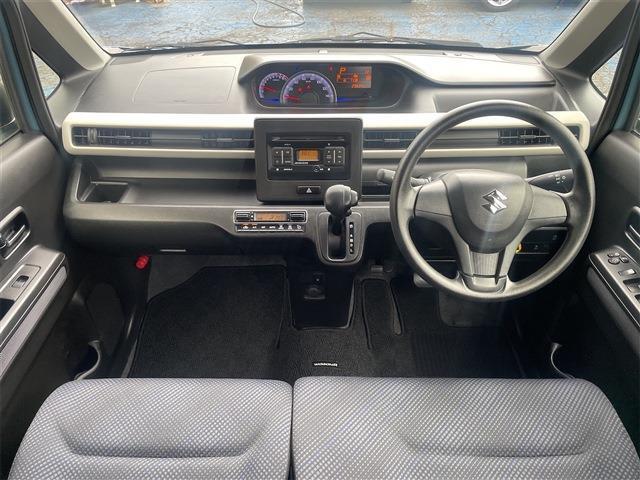 毎回座るフロントシート。運転席は必ず使用する部分ですので、座り心地が重要です！