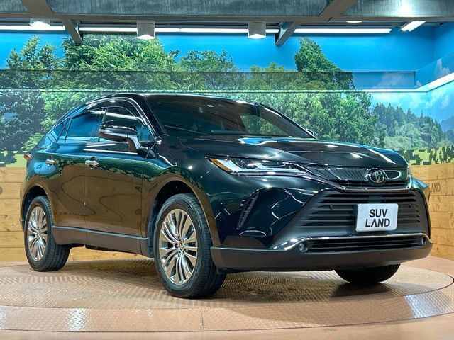 大好評のボディコーティング「弾スプラッシュコート」もご納車までに施工可能。通常のガラスコートと異なる、耐久年数6年の無機質ガラスコーティングが、ボディをキレイな状態に保ってくれます。