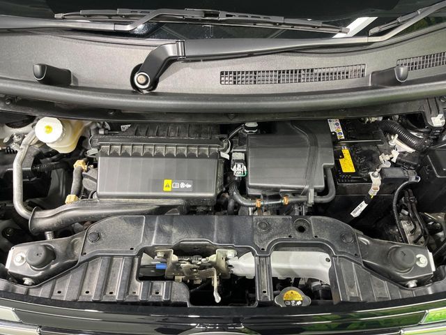 親切・丁寧な専門メカニックスタッフが応対！・車検・点検整備・事故等の修理などアフターサービスも安心。お車のカスタマイズもネクステージのサービススタッフまでご相談ください！