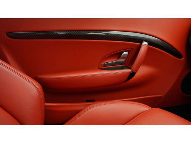 Maserati神戸の車輌も共有しておりますので、お気軽にお問い合わせ下さい♪♪☆無料通話番号☆0078-6002-354690