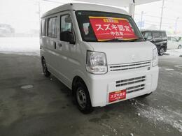 ボディーカラーはホワイトです。