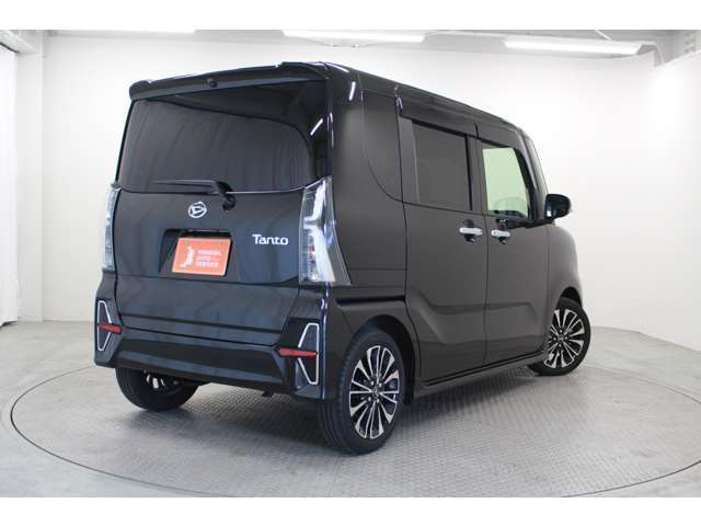 今人気の【タントカスタム】外装・内装共に状態良好となっております☆
