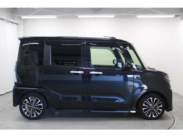 【両側パワースライドドア】両手がふさがっていてもボタン一つで開閉できるので楽々★