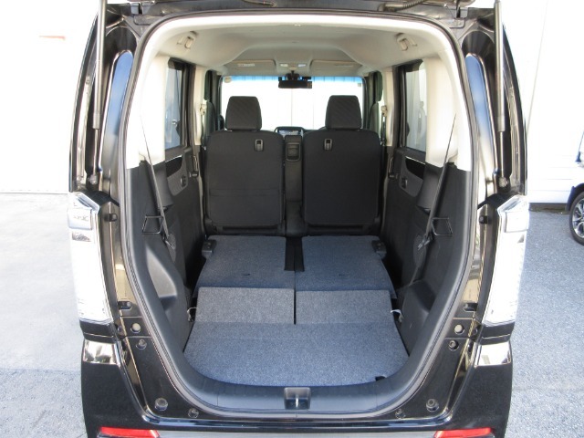 内装、外装、エンジンルームの隅ずみまでクリーニングを実施してお渡しします！プロが仕上げをしましたからピッカピカですよ～！点検整備もきっちり実施いたします。