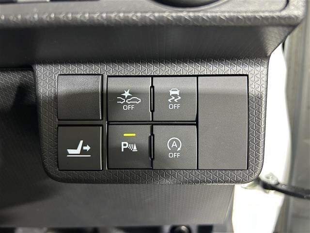 気になる車はすぐにお問い合わせください！画面右側の0066から始まる無料ダイヤルからお問い合わせ下さい！専門スタッフがお車のご質問にお答えいたします！