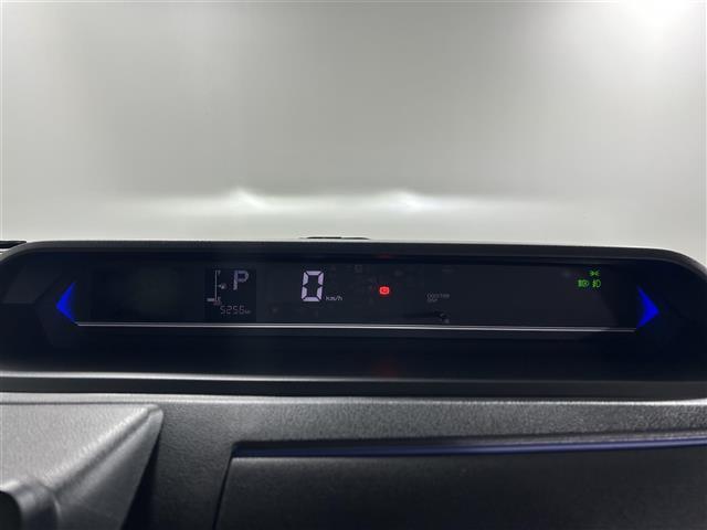 【スピードメーター】メーターがシンプルで見やすく運転しやすいですね！