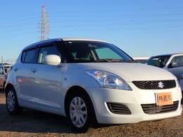 右斜め前の状態です。キレイな状態です。