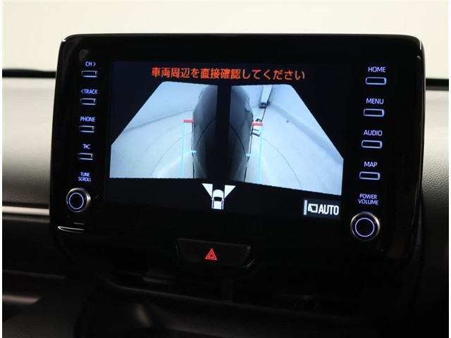スマートキー装備。鍵が、バック・ポケットの中にあっても、エンジンスタートが可能なとても便利な機能です。