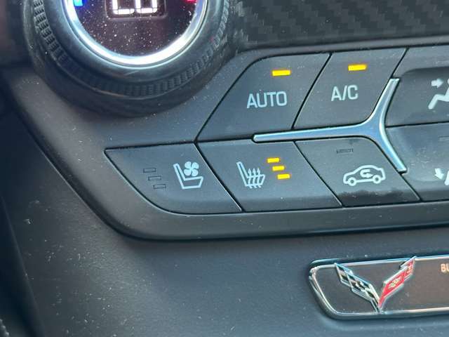 【GLIONグループ　GSQUARE】の車輌をご覧頂き、誠にありがとうございます。お客様にピッタリなお車を弊社スタッフがご案内させて頂きます。