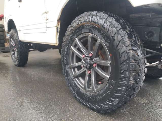 社外ホイール16x5.5j+20　ヨコハマジオランダーMT6.50R16