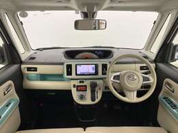 【インパネ全体】全方位で視界が広く、高い目線で運転もしやすいです！