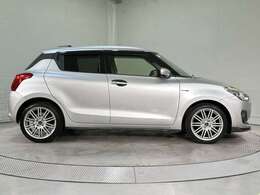 当店は整備工場以外にも自社板金工場も完備！！保険事故はもちろん、ちょっとしたキズ凹みの修理も格安にて承ります。