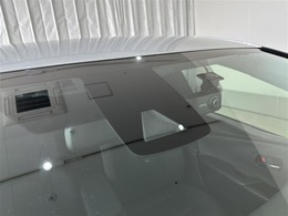トヨタセーフティセンス搭載です。もしもの時に、衝突回避や被害の軽減をサポートしてくれます。