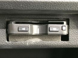 【ETC】高速道路の料金所をストレスなく通過！話題のスポットやサービスエリアに多い「スマートIC」利用時は必須のアイテムです。当店でセットアップを実施、ご納車当日からすぐにご利用いただけます！