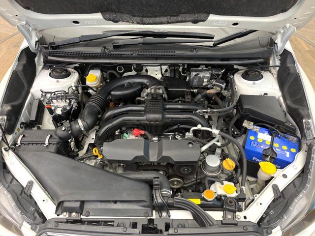親切・丁寧な専門メカニックスタッフが応対！・車検・点検整備・事故等の修理などアフターサービスも安心。お車のカスタマイズもネクステージのサービススタッフまでご相談ください！