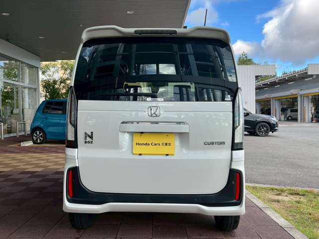 オーディオリモコンで運転中もオーディオの操作を楽々できます！目線をずらすことなく触れるので安心です！