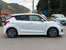 （株）あっぷる関西は業界経験者多数在籍！！新車ディーラー営業・大手中古車ディーラー営業・新車ディーラー整備士など、豊富な知識と経験をお客様の車選びや納車後のサポートをお手伝いさせて頂きます。