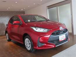 広々とした車内空間に優れた燃費性能。更にデザインも上質で人気のお車です！