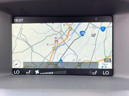 【純正HDDナビゲーション】地上デジタルTV放送、CD/DVD再生はもちろん、Bluetoothオーディオなど多彩なメディアに対応！