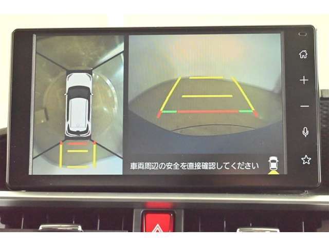 パノラミックビューモニター付きです。車両を上から見たような映像をディスプレイオーディオ画面に表示。運転席からの目視だけでは見にくい、車両周辺の状況をリアルタイムでしっかり確認できます。
