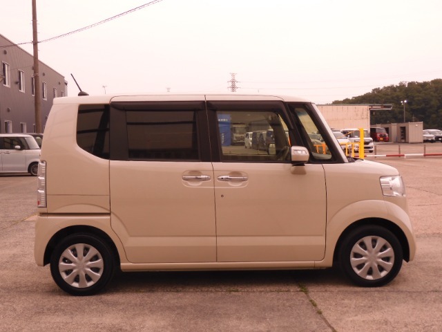 JAFもぜひご加入下さい。自動車保険のロードサービスと併せてより高い安心をご提供致します。