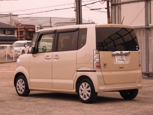 軽自動車は維持費が抑えられるのも魅力です。はじめてのクルマやセカンドカーにもおすすめ。