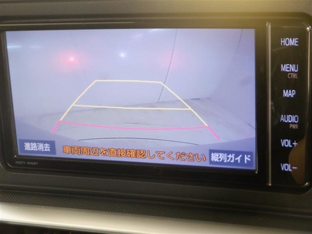 バックガイドモニターで、後方を確認しながら安心して駐車することができます。運転初心者も熟練者も必須の機能ですよ！