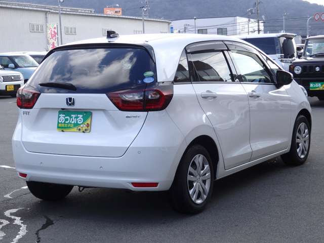 中古車選びで不安な故障リスク。もしもの時も安心な保証（ロードサービス無料走行距離無制限・最長5年・395項目の部品）をご用意しております。故障率の高い電装部品から先進のハイブリッド機構も保証！