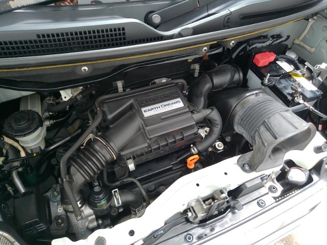 4人乗車時に坂道でも快適なS07A型　DOHC3気筒ターボエンジン搭載です。
