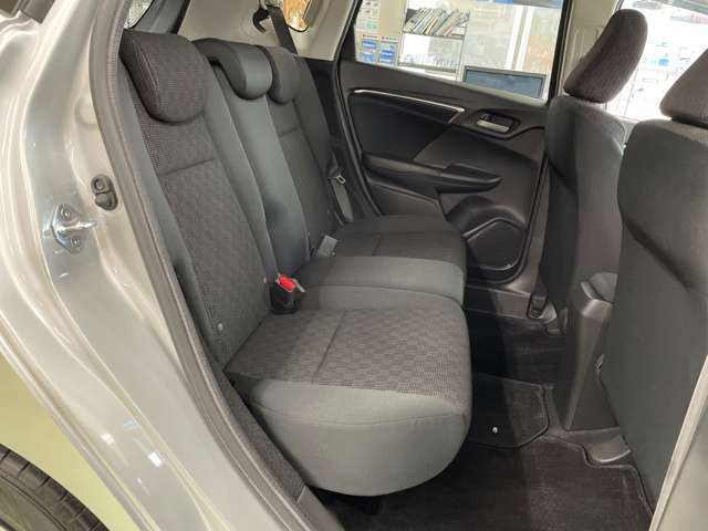 使用感少な目です。現車にてご確認ください。