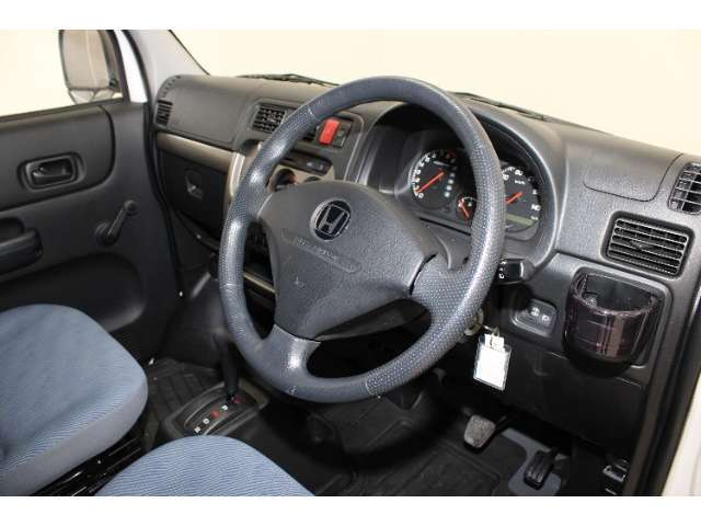 安心してご使用いただけるように充実した点検項目とHonda車のプロによる整備を行っております。