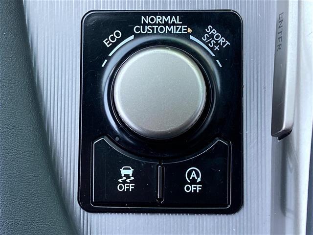 【　内装インテリア　】現車の確認はお電話で在庫のご確認の上、是非ご来店くださいませ！ご来店の難しい方は店舗スタッフがお電話やメールで詳細をお答えさせて頂きます。