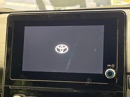 【8インチ　ディスプレイオーディオ】大画面のディスプレイはAppleCarPlayやAndroidAutoが利用可能。大きな画面でスマホナビアプリ等が利用いただけます♪