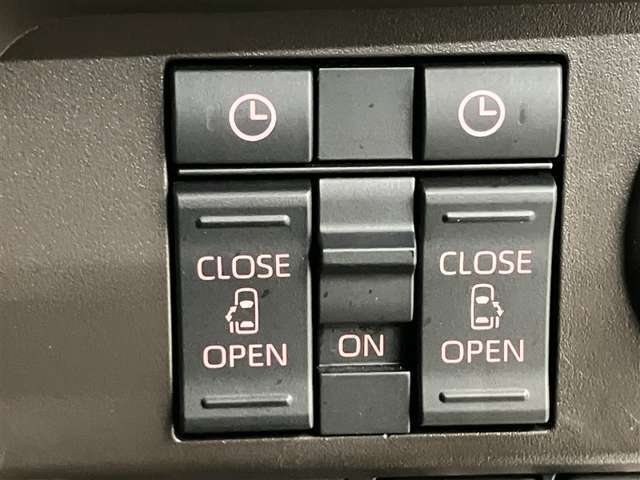 人気の両側電動スライドドア！女性の方や荷物で手が塞がっている状態でもワンタッチで自動開閉可能☆