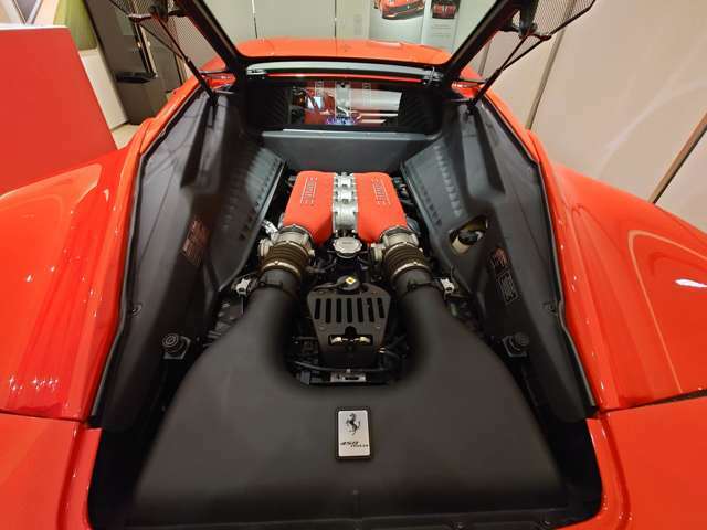 NA V8 4.5Lエンジン