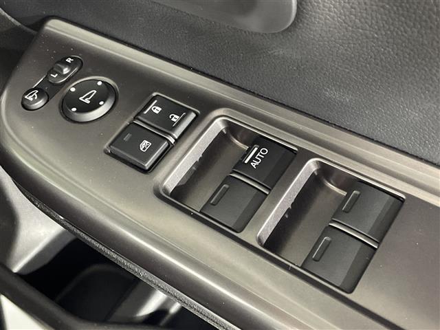 【窓操作部】軽い力で、窓を開けたり閉めたりすることができます！掲載箇所以外にご希望の写真がございましたら、お気軽にお問い合わせ下さい！メールや郵送でお送りさせていただきます。