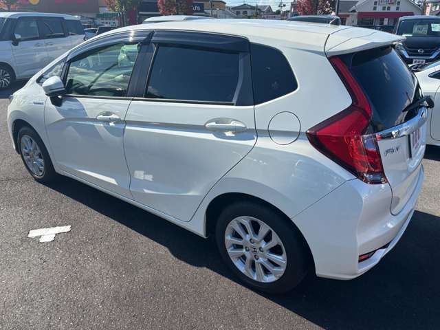 ショールーム内にはキッズコーナー、オムツ替えコーナー完備。ご家族そろって、お車にふれあいに来てください♪