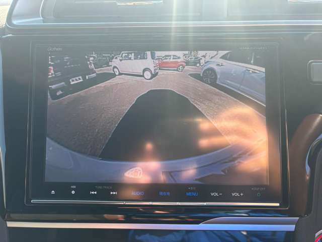 万が一お車にトラブルが発生してお困りの時も、積載車完備（レッカー）でアフターフォローもお任せください。