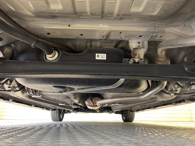 下回りがきれいなうちに、防錆加工の施工がオススメ。降雪地域はもちろん、沿岸部にお住いの方や、趣味でマリン・ウィンタースポーツをされる方にご好評いただいております。