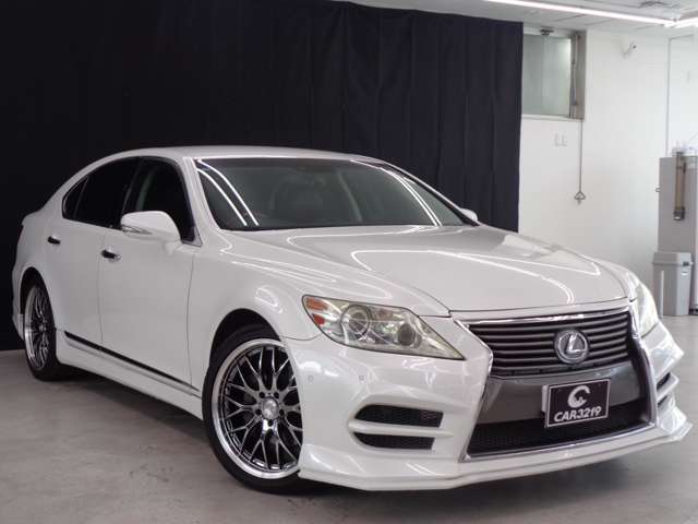 当店の中古車は全車走行テスト確認済です。安心してお乗りいただける車両を厳選価格にて販売しております。