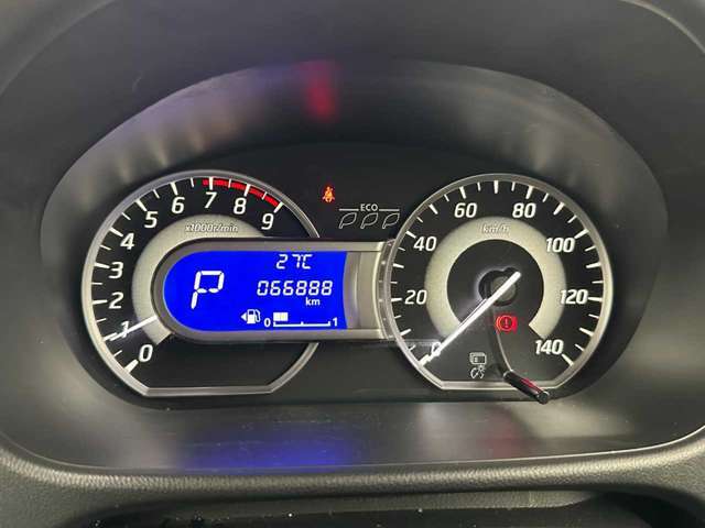 運転中に色々な情報を得られるところになりますのでしっかり見ておきたいですね！