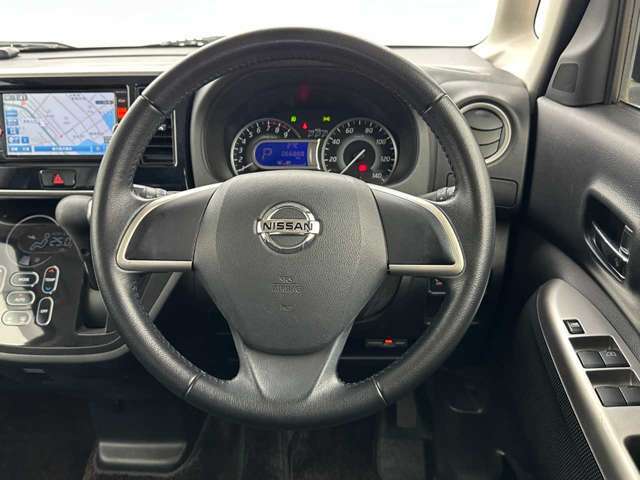 運転中には常に触れる場所なので、しっかりお確かめください。