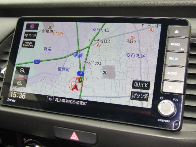 ナビゲーションはギャザズメモリーナビ（VXU-245FTiを装着しております。AM、FM、CD、DVD再生、Bluetooth、フルセグTVがご使用いただけます。初めて訪れた場所でも安心ですね！