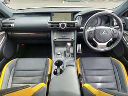 【インパネ全体】『インパネ全体』の画像になります。写真の内容に関してご不明点、ご質問等がございましたらお気軽にガリバー店舗までお問い合わせください。