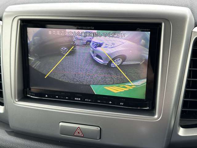 カロッツェリアナビTVが付いてます♪バックカメラも付いてます♪
