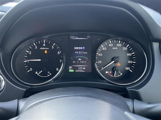 【スピードメーター】メーターがシンプルで見やすく運転しやすいですね！