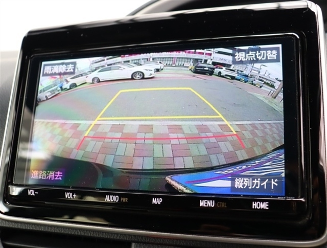 お客様のご期待に沿えるよう、敢えて店舗ごとにカテゴリーやコンセプトを分けております。
