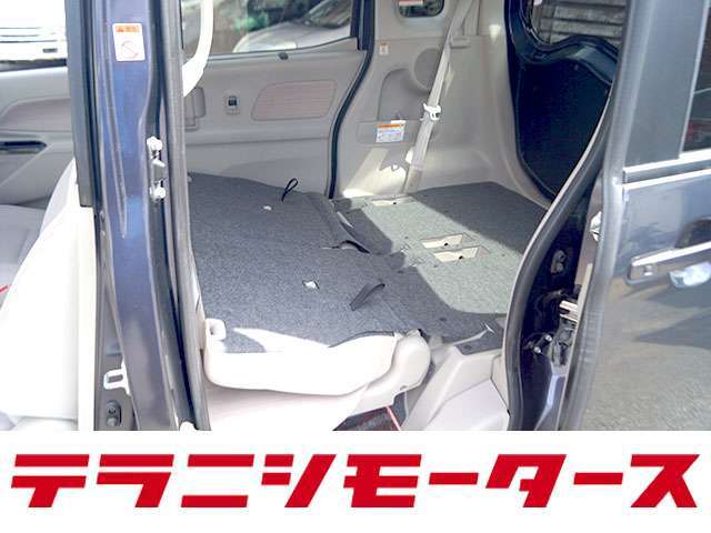 当店の営業時間はAM 9：00～PM 19：00。中古車販売店って何か怖いイメージないですか？　ご安心ください。当店は女性のスタッフが常駐しております。親切にフレンドリーにお客様のご要望をお聞きいたします。