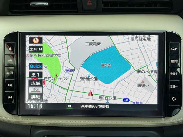 見やすい日産純正ナビゲーションです。